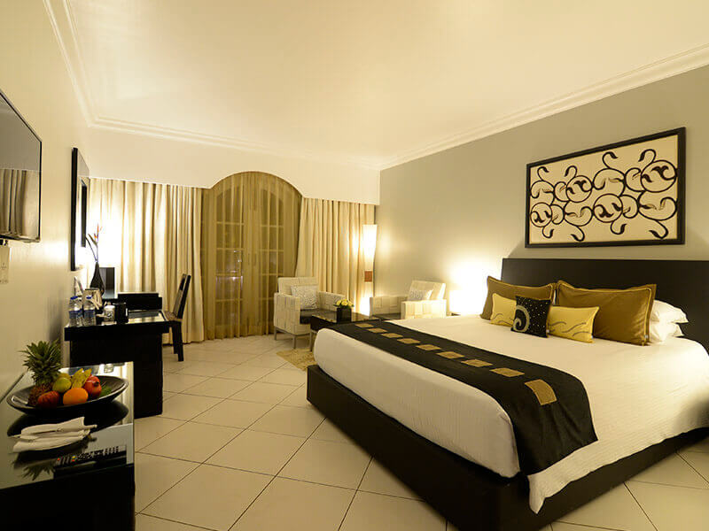 zuri whitesand delux room in goa